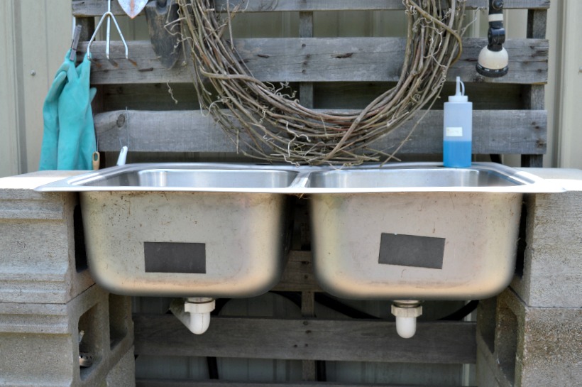 DIY Outdoor Sink Made with Cinder Blocks Rock Creek DIY